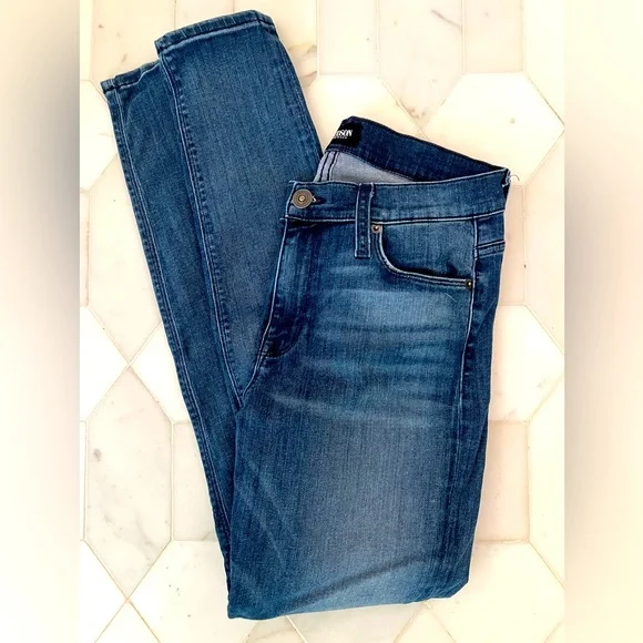 Hudson Jean's Medium Wash Midrise Nico super Skinny - Picture 3 of 9
